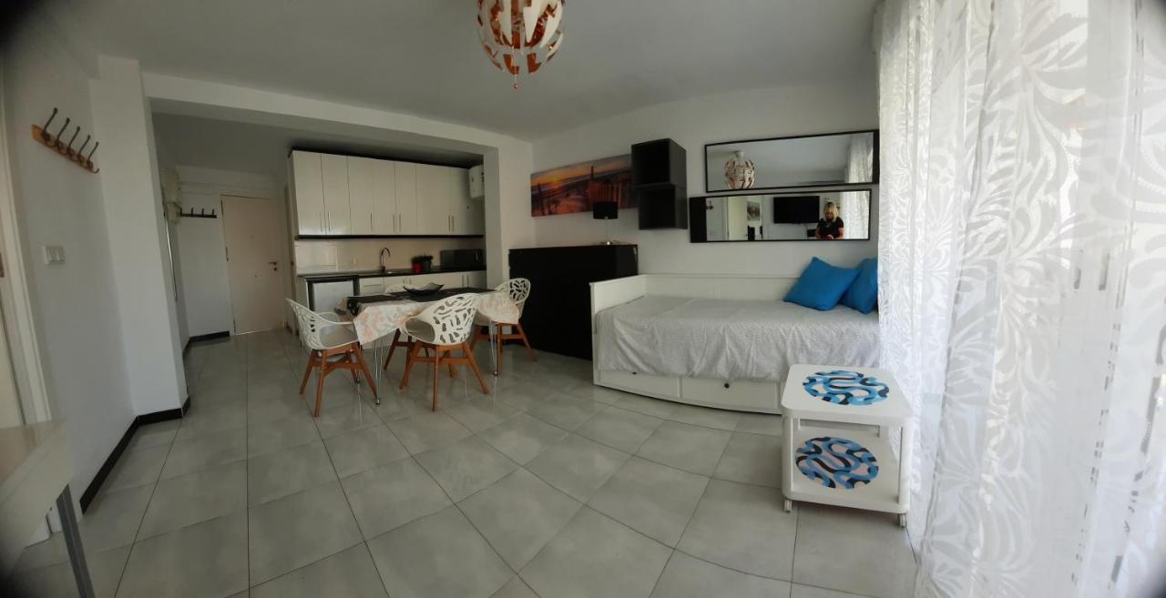 Happy Loix Apartamento Wifi Aa Бенидорм Экстерьер фото